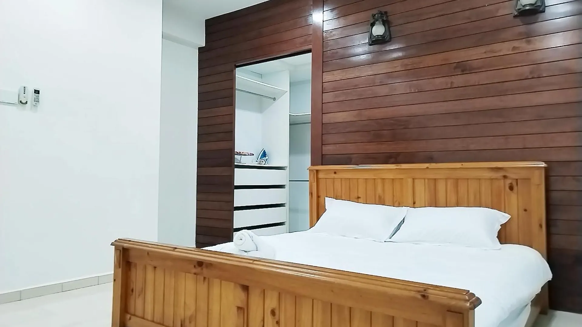 13Pax -2 Storey Bayu Mutiara Bukit Mertajam Penang Dom wakacyjny